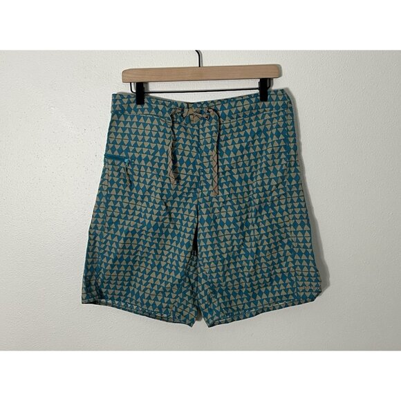 Patagonia Men’s Wavefarer Boardshorts Triangles Size 32 Cream Blue - Picture 1 of 10